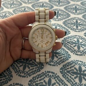 Michael Kors watch. Just needs battery